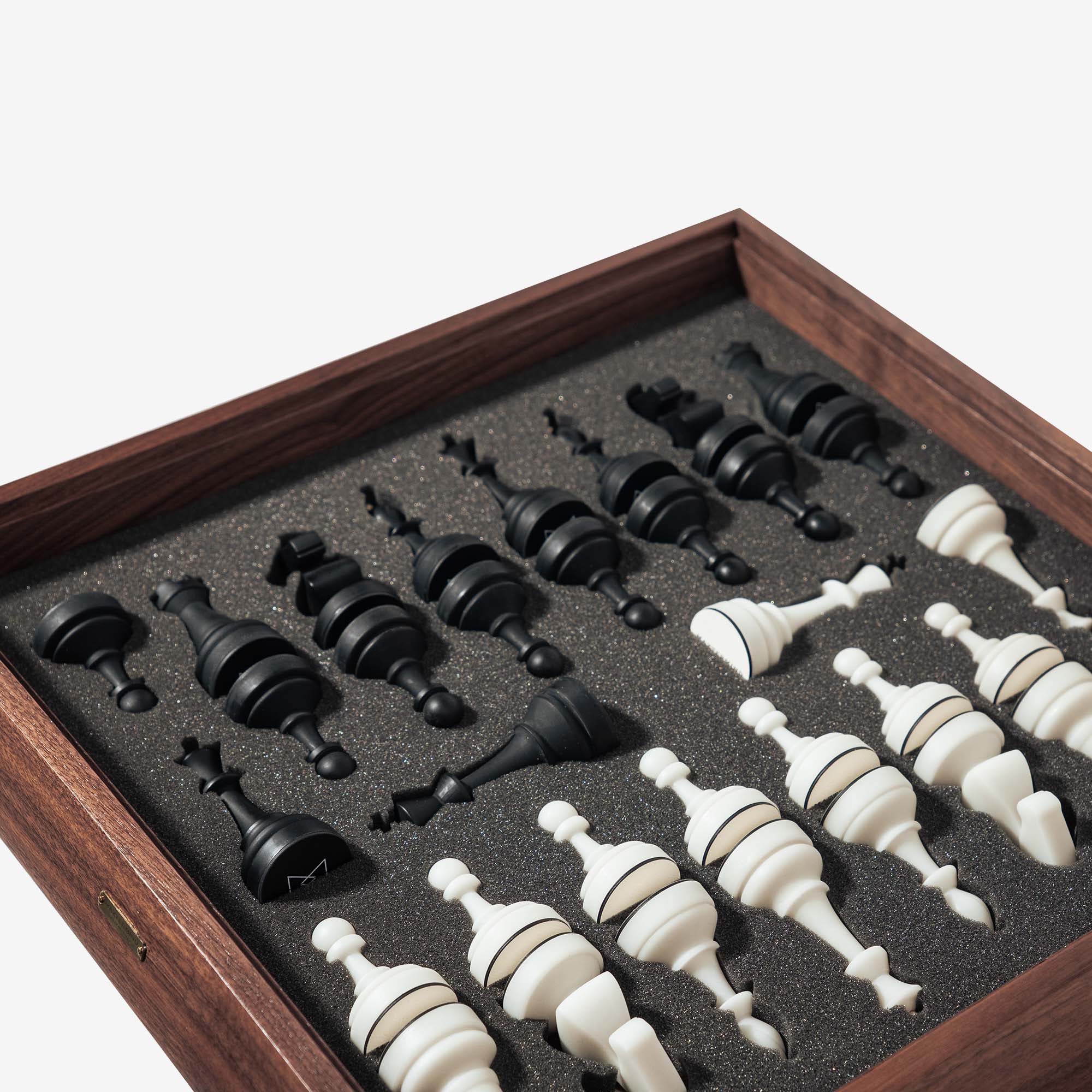 Minimalist Chess Set