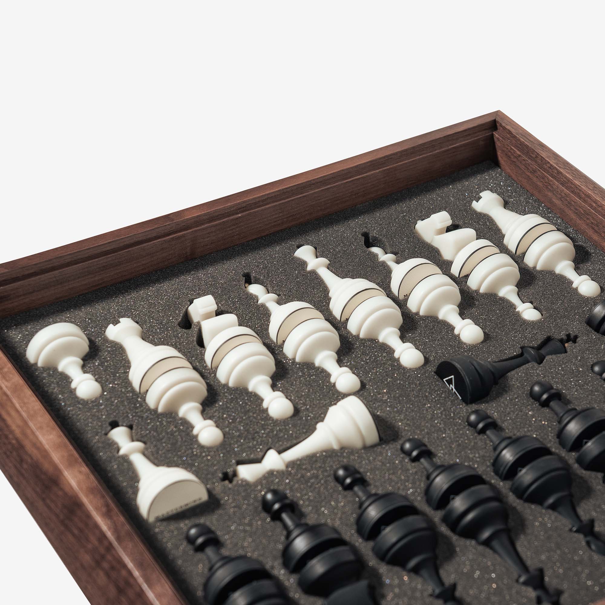 Minimalist Chess Set