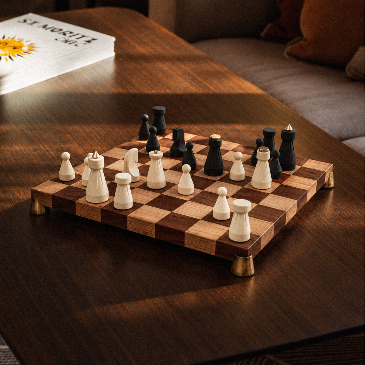 The Regal Chess Set